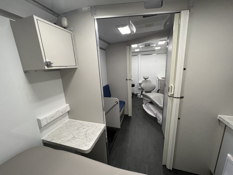 26 Ft Dental Interior Pic_4 without lift
